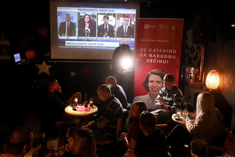 DUGOGODI&Scaron;NJA AKTIVISTKINJA NIJE SE PROBILA: Evo kako je u stožeru Katarine Peović