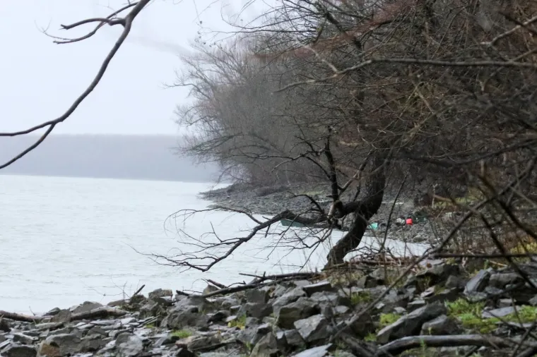 PREVRENUO SE ČAMAC S MIGRANTIMA U DUNAV: Pronađena dva tijela, a za četiri osobe se traga