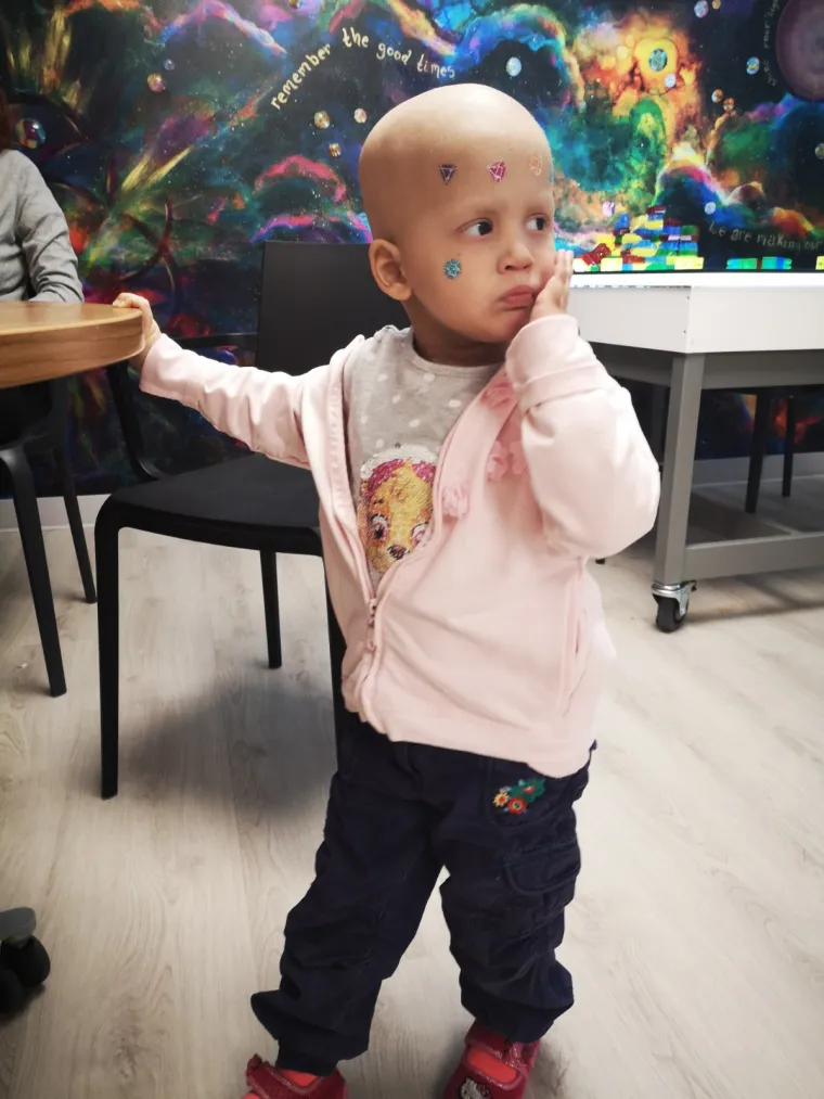 Najljep&scaron;a božićna priča! Pogledajte najnovije fotografije male Mile iz SAD-a