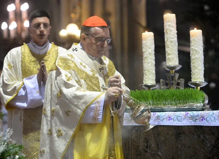 Polnoćku u zagrebačkoj katedrali predvodio Bozanić: Na misu do&scaron;ao i Bandić...