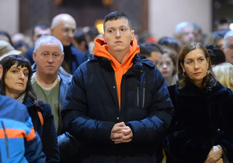 Polnoćku u zagrebačkoj katedrali predvodio Bozanić: Na misu do&scaron;ao i Bandić...