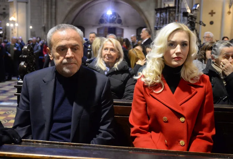 Polnoćku u zagrebačkoj katedrali predvodio Bozanić: Na misu do&scaron;ao i Bandić...