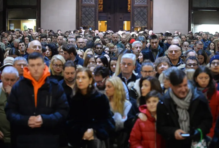 BOZANIĆ PREDVODIO MISU POLNOĆKU U ZAGREBAČKOJ KATEDRALI: Evo tko je sve došao