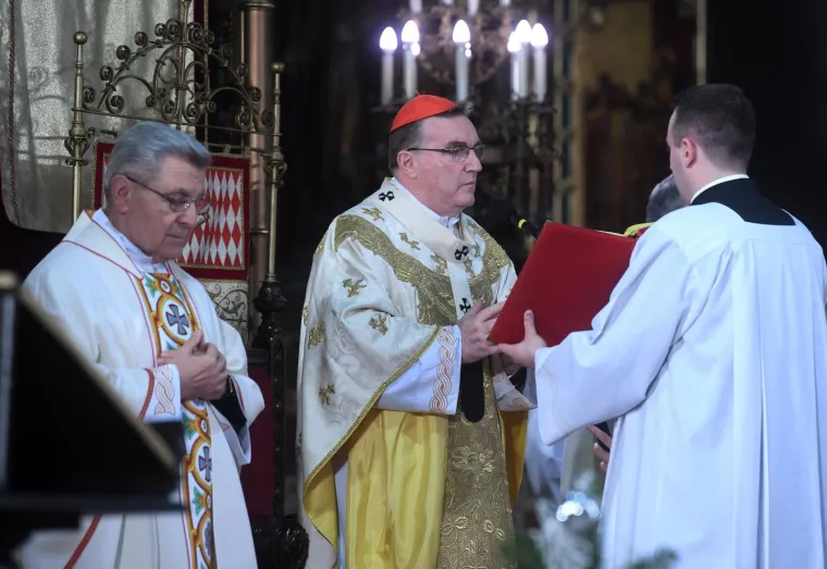 VRH HDZ-A NA BOŽIĆNOJ MISI U ZAGREBAČKOJ KATEDRALI: Pogledajte tko je sve stigao