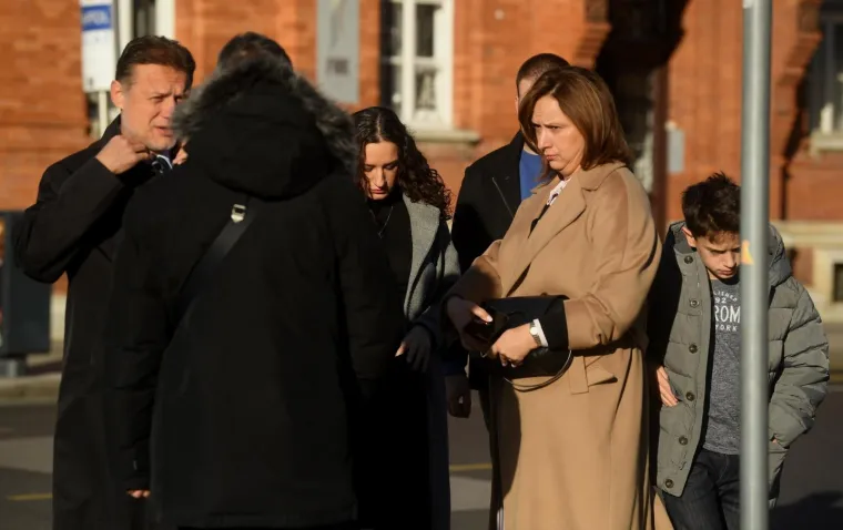 VRH HDZ-A NA BOŽIĆNOJ MISI U ZAGREBAČKOJ KATEDRALI: Pogledajte tko je sve stigao