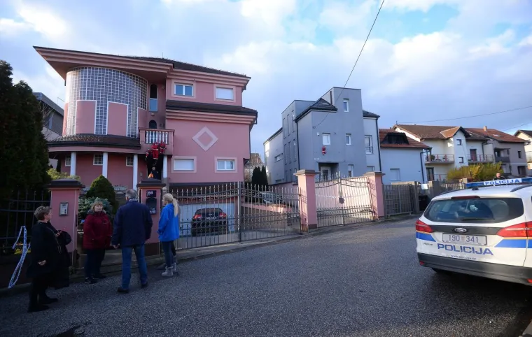 PAVLE KALINIĆ HEROJSKI SPASIO LJUDE IZ POŽARA: U kući jo&scaron; traje policijski očevid