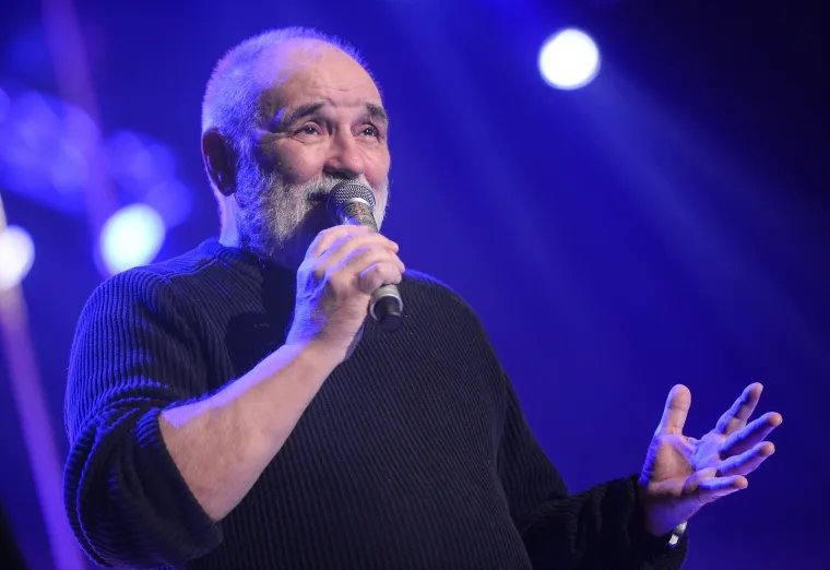 Nakon pretrpljenog infarkta Đorđe Balašević napravio spektakl u Areni: 'Još nije gotovo'