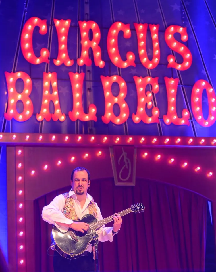 Nakon pretrpljenog infarkta Đorđe Balašević napravio spektakl u Areni: 'Još nije gotovo'