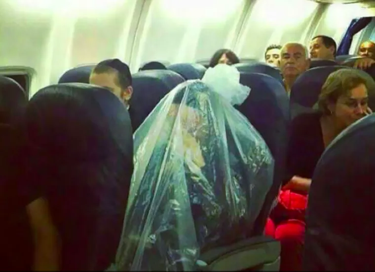 Panda u avionu? Ljudi su slikali čudne prizore u avionima koje su jednostavno morali podjeliti sa drugima