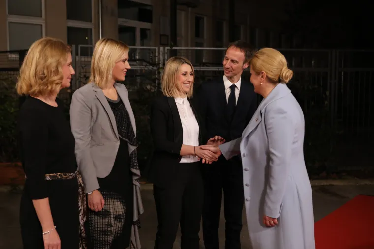 Debata na RTL-u: Milanović i Grabar-Kitarović kurtoazno izmijenili pozdrave, a onda je krenula paljba