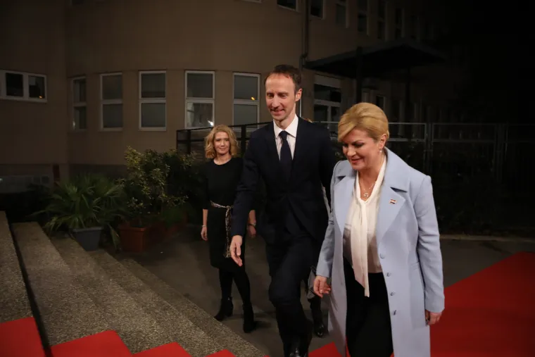 Debata na RTL-u: Milanović i Grabar-Kitarović kurtoazno izmijenili pozdrave, a onda je krenula paljba