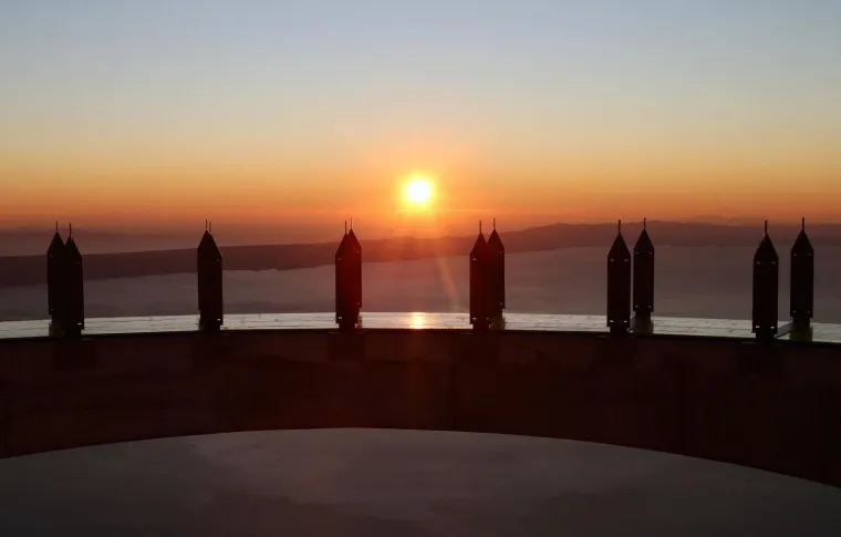 Biste li imali hrabrosti? Nebeska &scaron;etnica na Bikovu: Vi stojite na staklu, a ispod vas 1228 metara padine