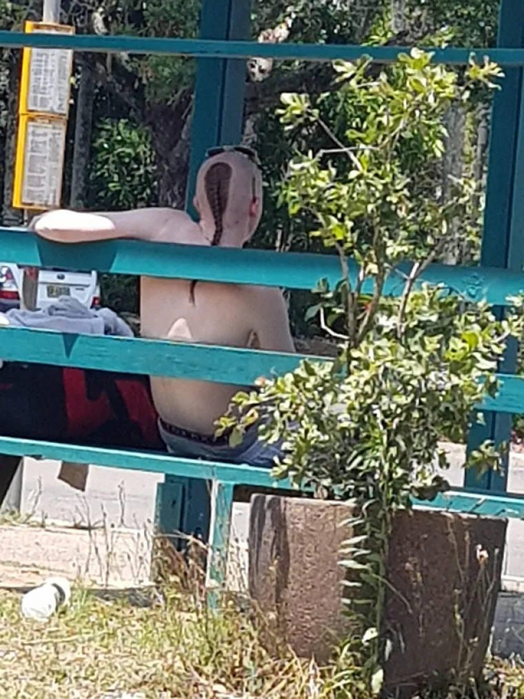 PITATE SE POSTOJI LI NAJGORA FRIZURA IKAD NAPRAVLJENA? Pa, postoji, ali ne radi se o samo jednoj. Nažalost, ima ih više...