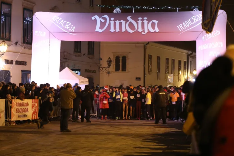 U Varaždinu je u novogodi&scaron;njoj noći održana 42. po redu tradicionalna novogodi&scaron;nja utrka.