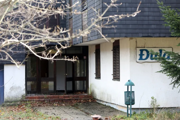 Černobil, ali na hrvatski način: Za&scaron;to nitko ne želi kupiti Bjelolasicu ni nakon 17 dražbi i popusta od 80%!