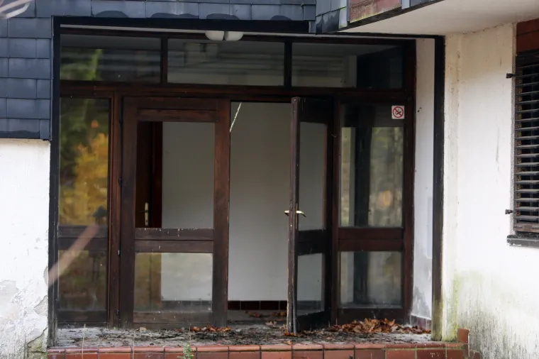 Černobil, ali na hrvatski način: Za&scaron;to nitko ne želi kupiti Bjelolasicu ni nakon 17 dražbi i popusta od 80%!