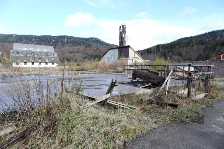 Černobil, ali na hrvatski način: Za&scaron;to nitko ne želi kupiti Bjelolasicu ni nakon 17 dražbi i popusta od 80%!