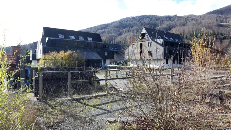 Černobil, ali na hrvatski način: Za&scaron;to nitko ne želi kupiti Bjelolasicu ni nakon 17 dražbi i popusta od 80%!