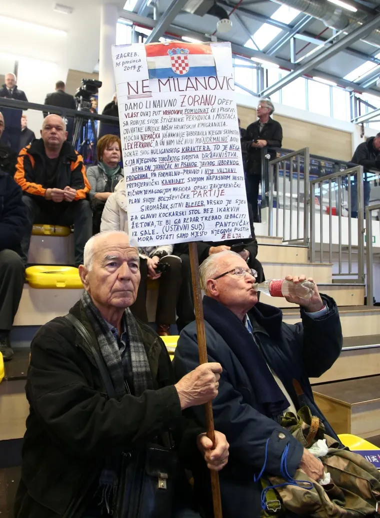 Veseli skup u Bandićevoj utvrdi: Red pjesme, red plesa pa govora... Dobrog raspoloženja nije manjkalo