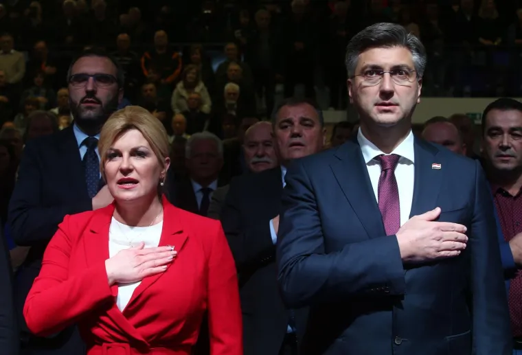 Veseli skup u Bandićevoj utvrdi: Red pjesme, red plesa pa govora... Dobrog raspoloženja nije manjkalo