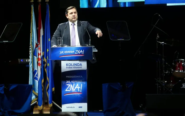 Veseli skup u Bandićevoj utvrdi: Red pjesme, red plesa pa govora... Dobrog raspoloženja nije manjkalo