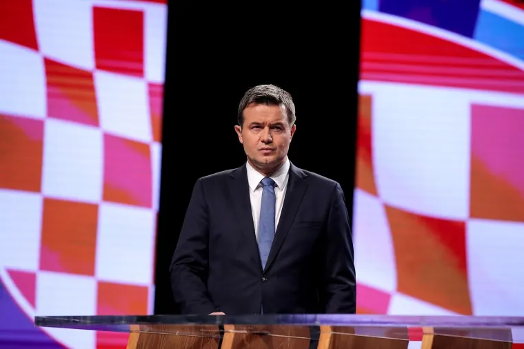 DRUGA PREDSJEDNIČKA DEBATA: Kolinda Grabar Kitarović i Zoran Milanović stigli su na HRT