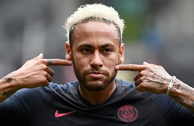 Neymar je na osmom mjestu s 357 milijuna eura zarade.