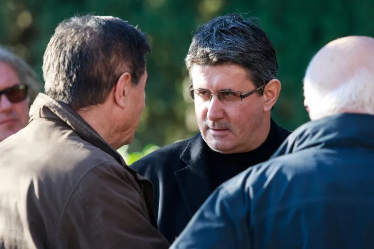 Vedran Mlikota