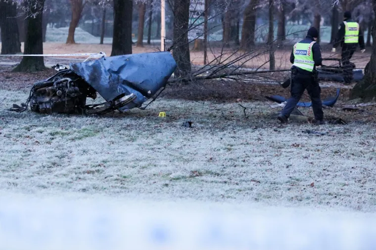 Strava u Osijeku: Tri osobe poginule u sudaru, auto smrskan do neprepoznatljivosti