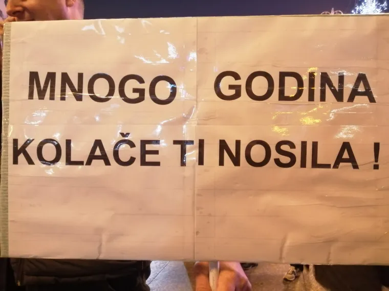 Milan Bandić na novom udaru prosvjednika: 'I Zagreb svog Sanadera ima! Kriv si!'