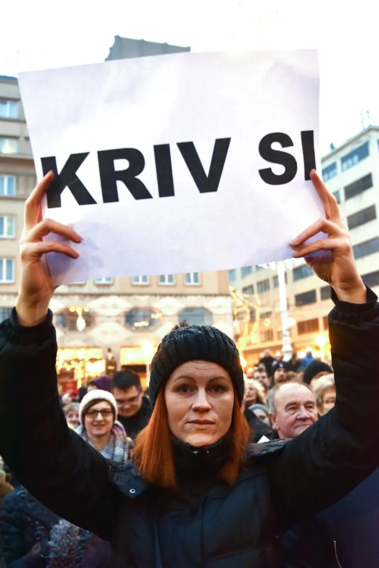 Milan Bandić na novom udaru prosvjednika: 'I Zagreb svog Sanadera ima! Kriv si!'