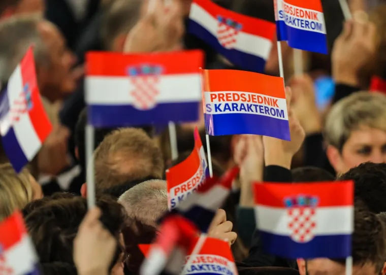 ZORAN MILANOVIĆ NOVI JE HRVATSKI PREDSJEDNIK: U stožeru vlada euforija, svi čekaju pobjednika