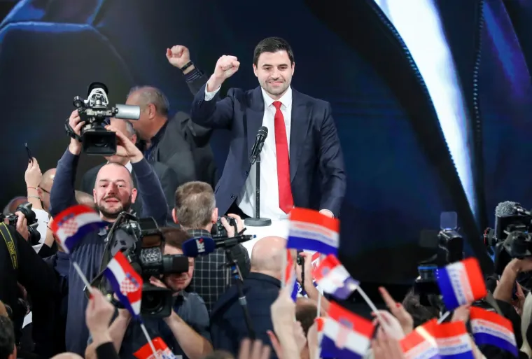 ZORAN MILANOVIĆ NOVI JE HRVATSKI PREDSJEDNIK: U stožeru vlada euforija, svi čekaju pobjednika