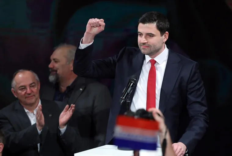 ZORAN MILANOVIĆ NOVI JE HRVATSKI PREDSJEDNIK: U stožeru vlada euforija, svi čekaju pobjednika