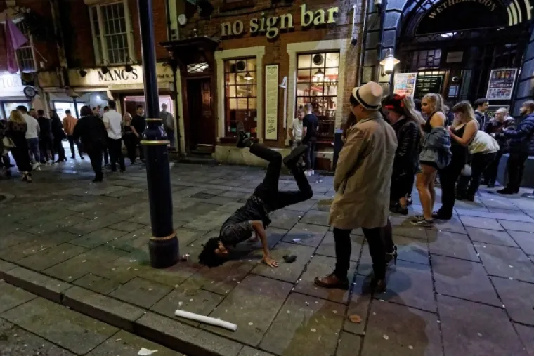 NAPILI SE KAO DA SUTRA NE POSTOJI: Za njih je doček Nove godine bio samo jo&scaron; jedan običan izlazak