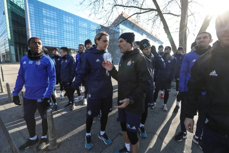 Dinamo počeo pripreme za nastavak sezone, Bjelica odlučno: 'Ambicija je osvojiti dvostruku krunu'