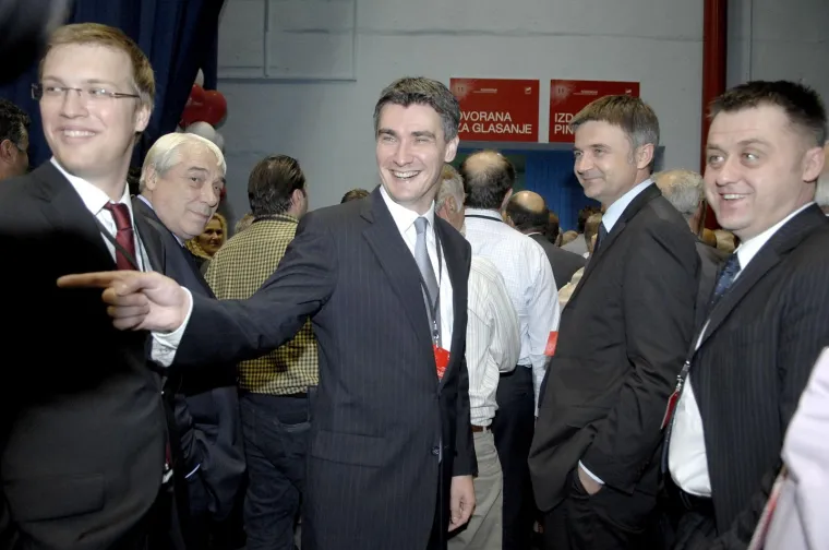 KAKO JE ZORAN MILANOVIĆ IZGLEDAO PRIJE DESETAK GODINA? Pogledajte fotografije iz vremena dok je jo&scaron; bio dobar s Bandićem