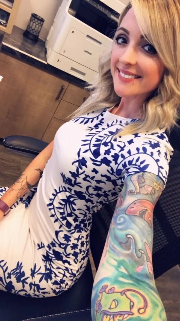 EVO &Scaron;TO KOLEGICE RADE KAD MISLE DA IH NITKO NE VIDI: Njihove fotografije ne raduju &scaron;efa, ali svi drugi su jako sretni