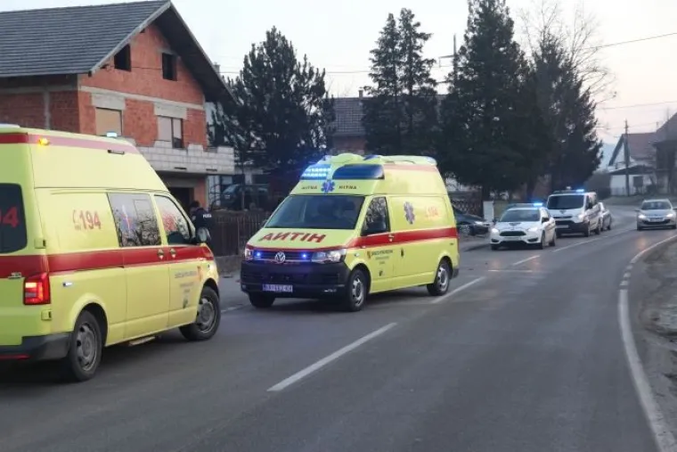 Užas u Zagorju: Sletio s ceste i usmrtio pje&scaron;akinju