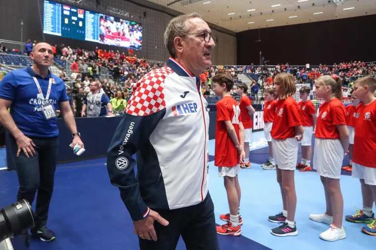 09.01.2020., Stadthalle Graz, Graz - Europsko rukometno prvenstvo, skupina A, 1. kolo, Hrvatska - Crna Gora. Lino Cervar. Photo: Luka Stanzl/PIXSELL