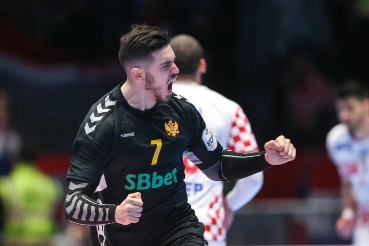 09.01.2020., Stadthalle Graz, Graz - Europsko rukometno prvenstvo, skupina A, 1. kolo, Hrvatska - Crna Gora. Stefan Cavor. Photo: Luka Stanzl/PIXSELL