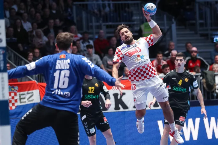 09.01.2020., Stadthalle Graz, Graz - Europsko rukometno prvenstvo, skupina A, 1. kolo, Hrvatska - Crna Gora. Zlatko Horvat. Photo: Luka Stanzl/PIXSELL