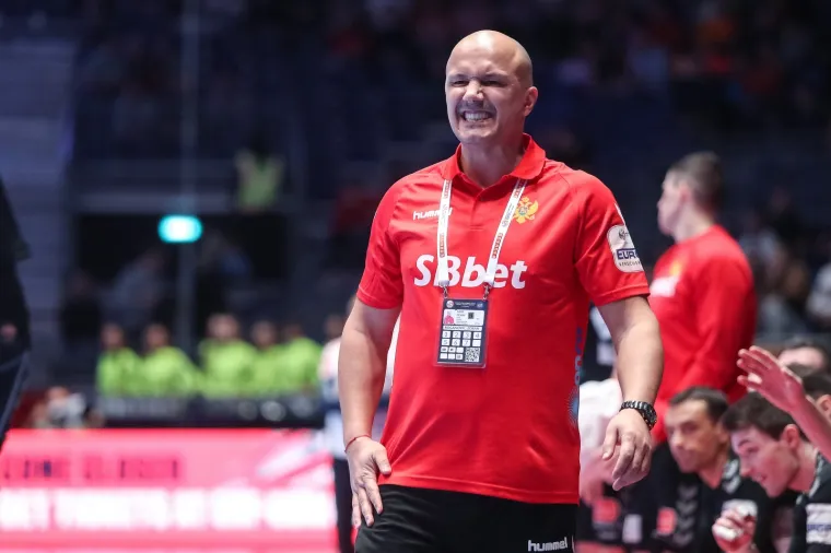 09.01.2020., Stadthalle Graz, Graz - Europsko rukometno prvenstvo, skupina A, 1. kolo, Hrvatska - Crna Gora. Zoran Roganovic. Photo: Luka Stanzl/PIXSELL