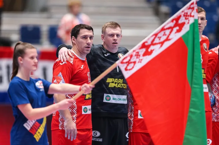 LUDNICA JE POČELA, NAVIJAČI PUNE STADTHALLE: Pogledajte prve kadrove iz dvorane u kojoj će Kauboji otvoriti Euro