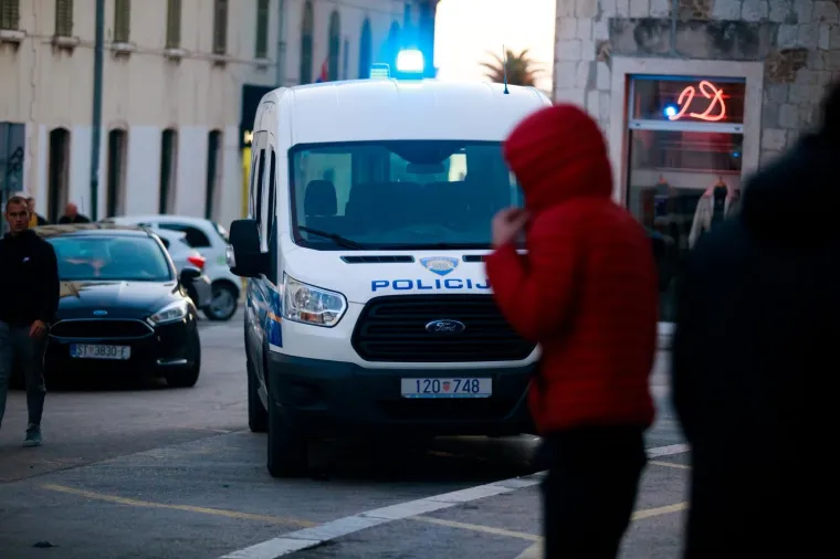 Užas u središtu Splita! Ubijena dvojica muškaraca, a jedan ranjen u razmaku manje od minute!