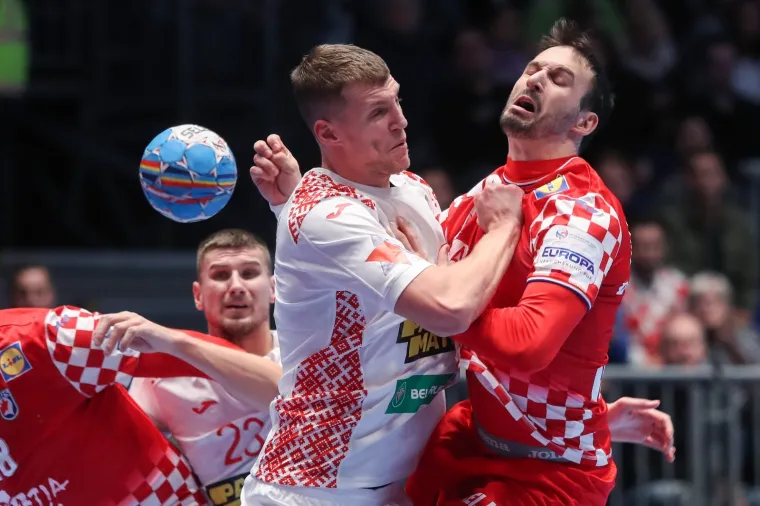 [FOTO] PRIZORI KOJI UPRAVO OBILAZE PLANETU: Jeste li ovo vidjeli na TV-u? Pogledajte malo bolje