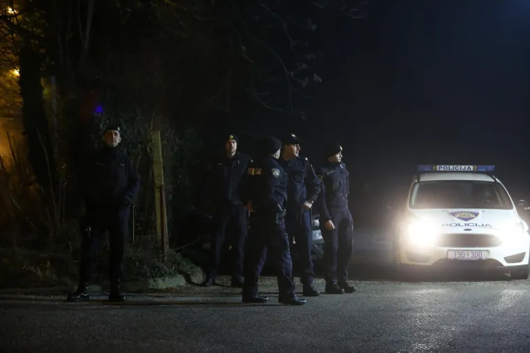 Neviđene mjere osiguranja: Splitski trostruki ubojica dovezen u bolnicu u Zagreb!