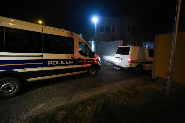Neviđene mjere osiguranja: Splitski trostruki ubojica dovezen u bolnicu u Zagreb!