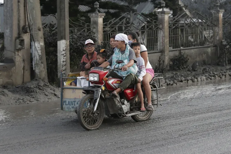 Apokaliptični prizori s Filipina: Vulkan počeo izbacivati lavu, krenule evakuacije
