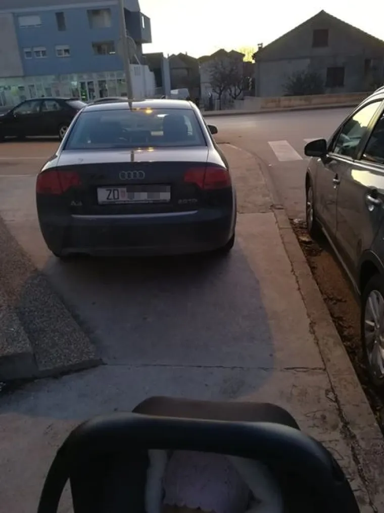 Tko im je dao vozačku? Pogledajte majstorske vje&scaron;tine parkiranja diljem Hrvatske